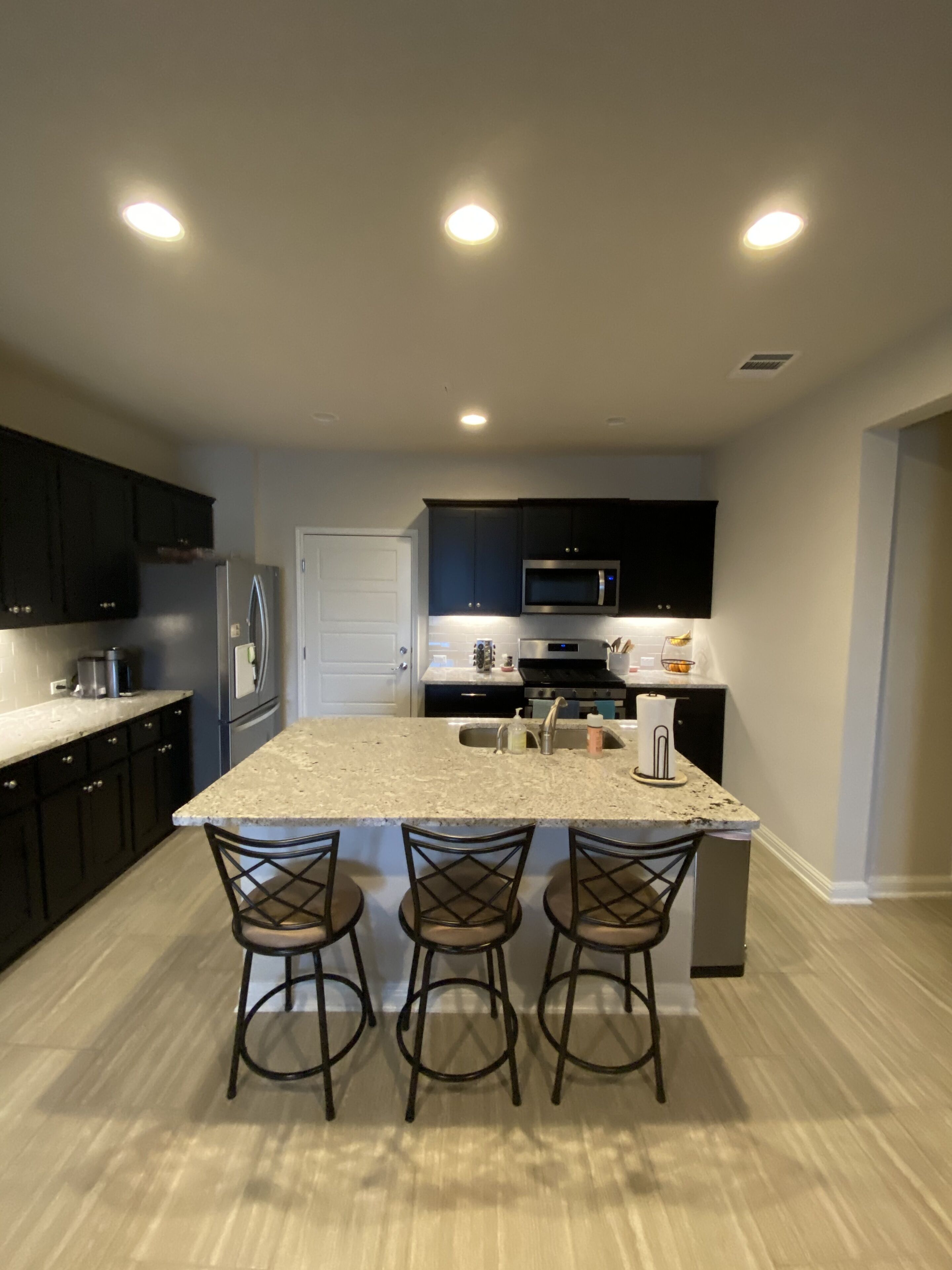 New townhouse - fully furnished