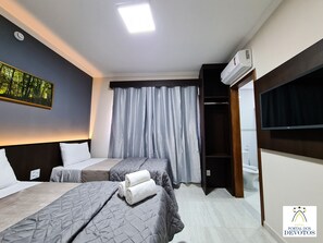 Habitación estándar | Minibar, cortinas blackout, wifi gratis y ropa de cama 
