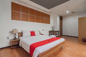 Room - RedDoorz near Hyperpoint Pasteur 2 (Bandung)