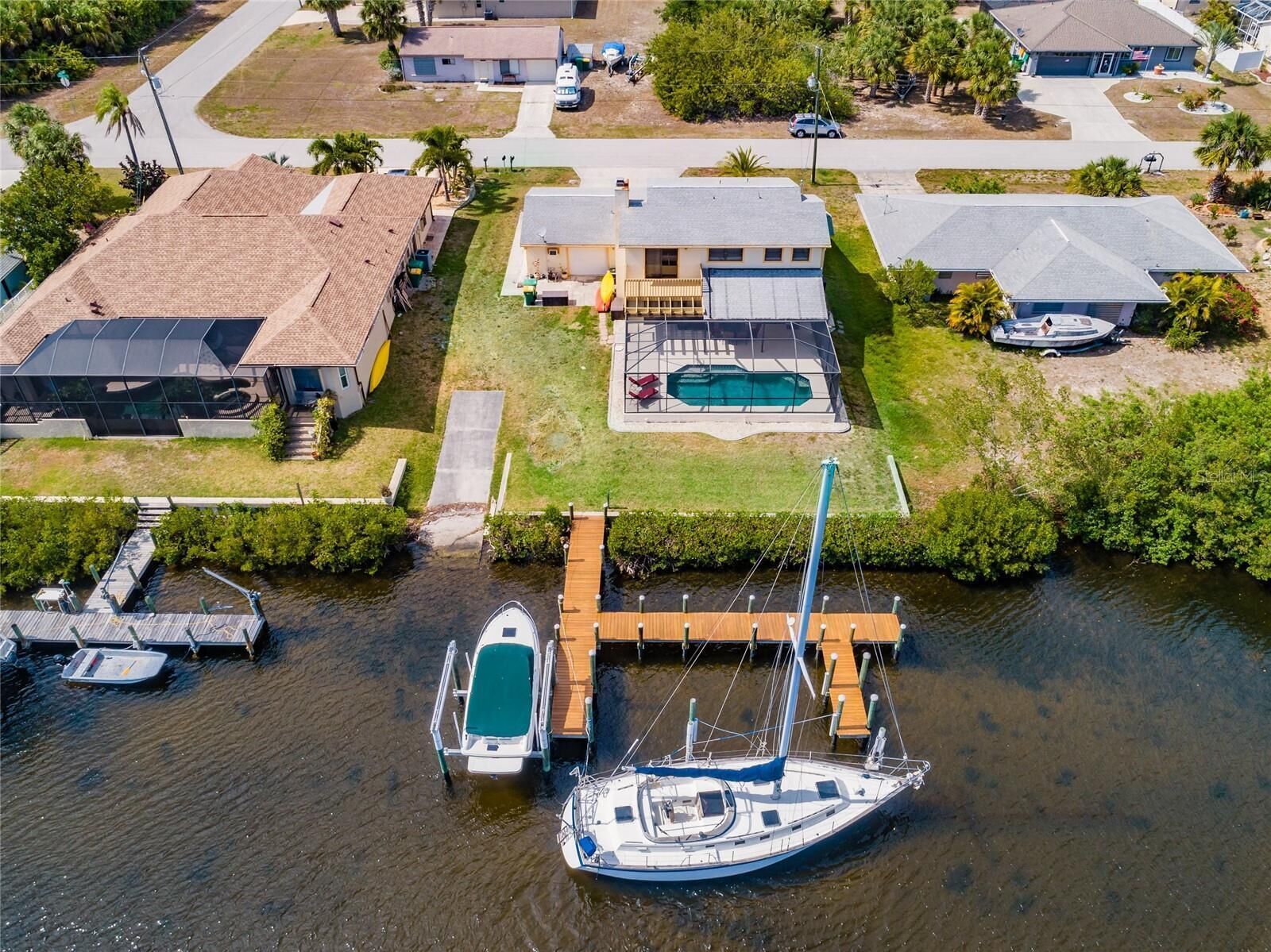 Sailboat Access Canal front Retreat!!!