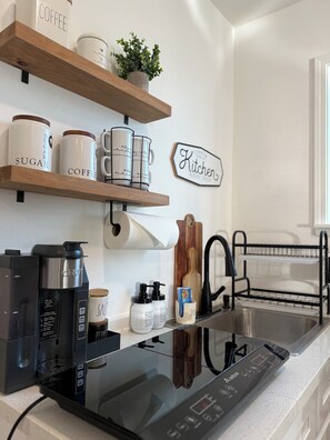 Fridge, microwave, stovetop, electric kettle