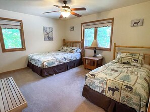 4 Schlafzimmer, Bügeleisen/Bügelbrett, kostenloses WLAN, Bettwäsche