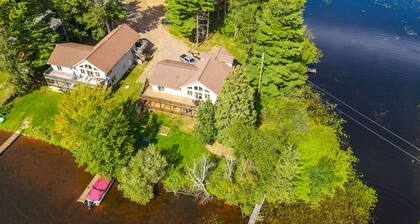 4 bedroom, 2 bath upper and lower unit Sleeps 14