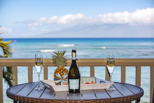 DISCOUNT Sept/Oct/Nov/Dec - Oceanfront Studio!