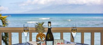 DISCOUNT Sept/Oct/Nov/Dec - Oceanfront Studio!