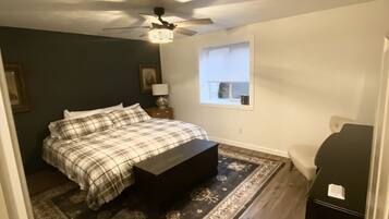 3 bedrooms, desk, travel crib, free WiFi