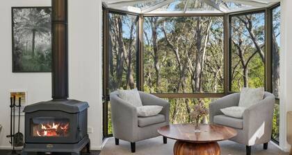 Alencon | Charming home with 2 Fireplaces in a bush setting