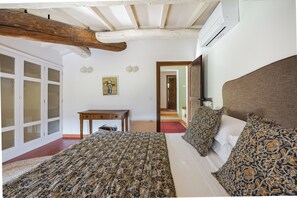 3 عدّة غرف نوم ومكتب ومكواة/لوح كي وواي فاي مجانًا