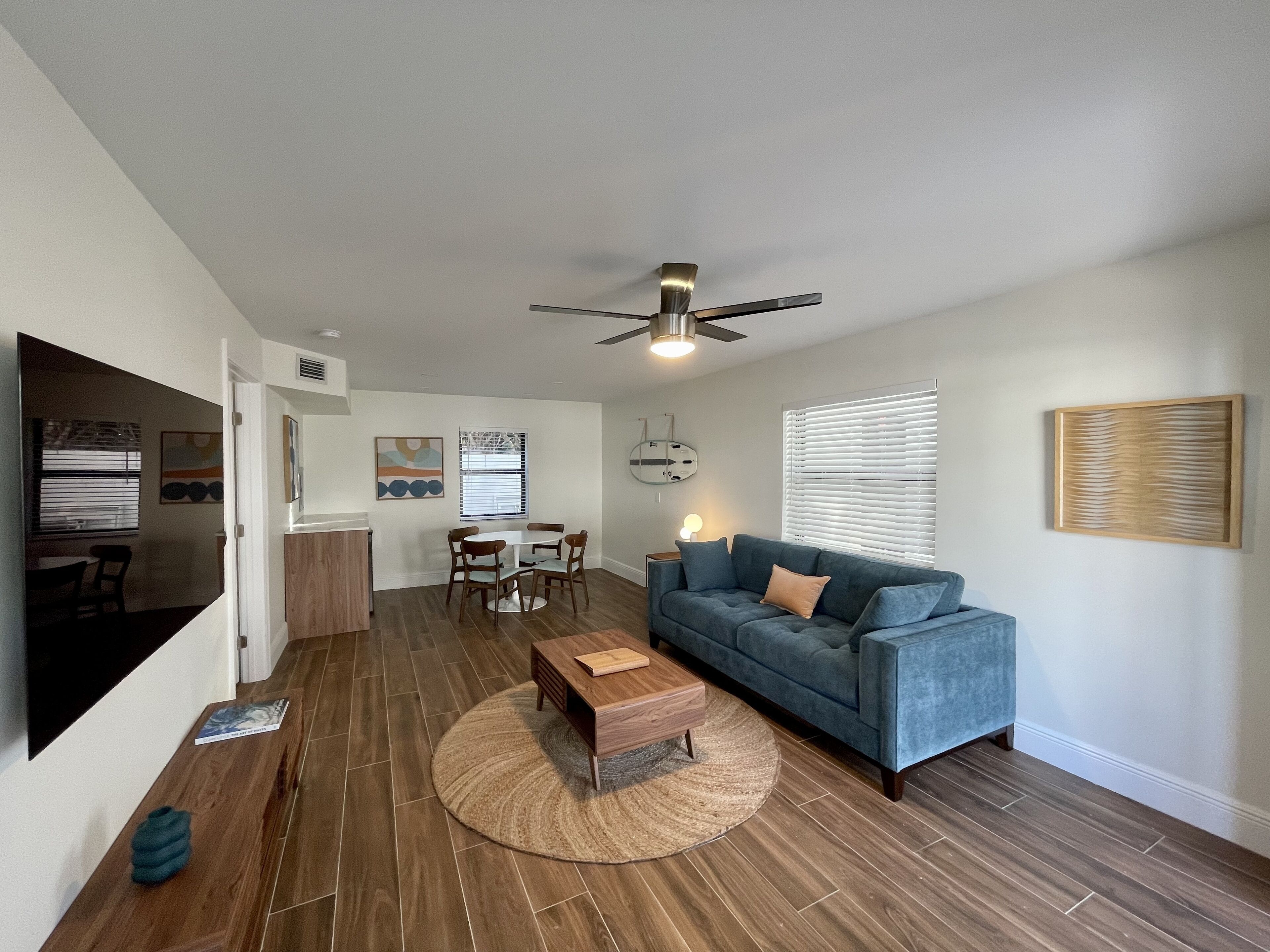 35-inch flat-screen tv with cable channels, tv