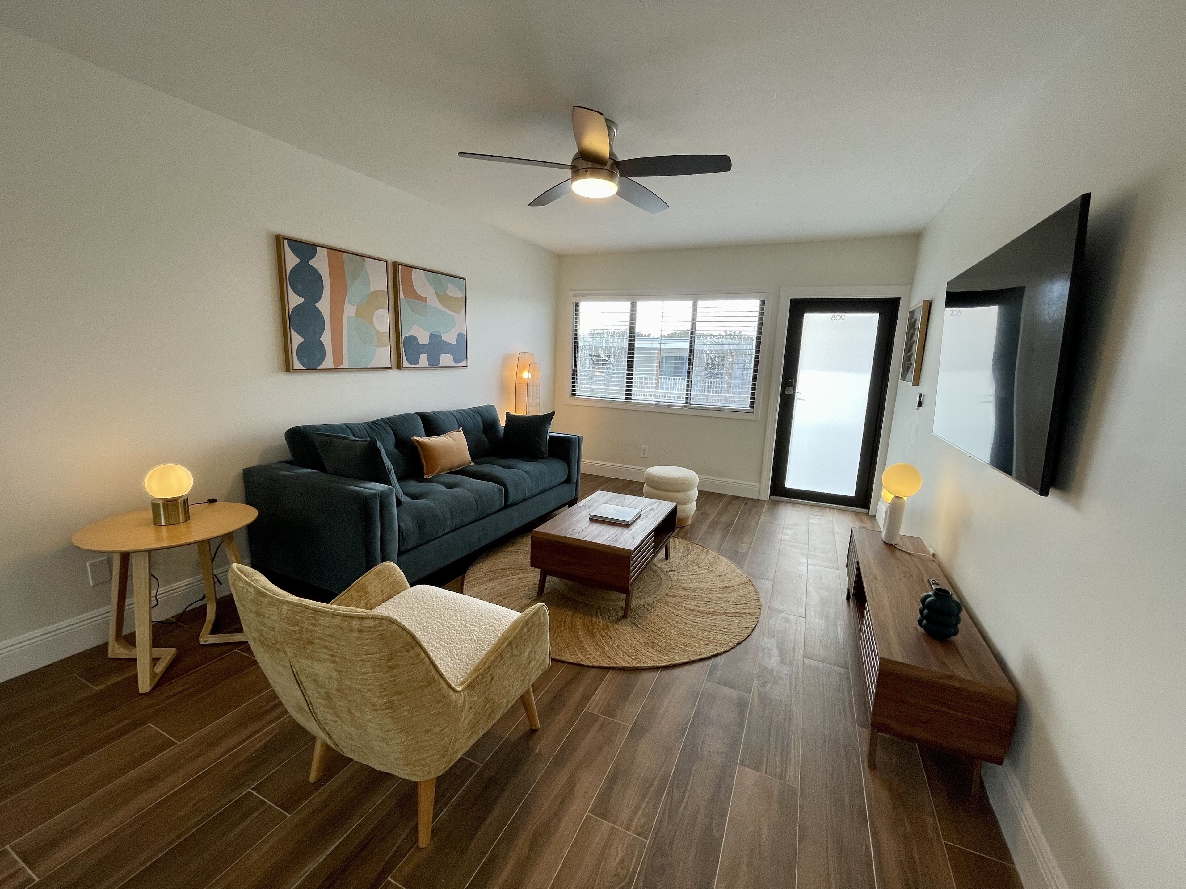 35-inch flat-screen tv with cable channels, tv