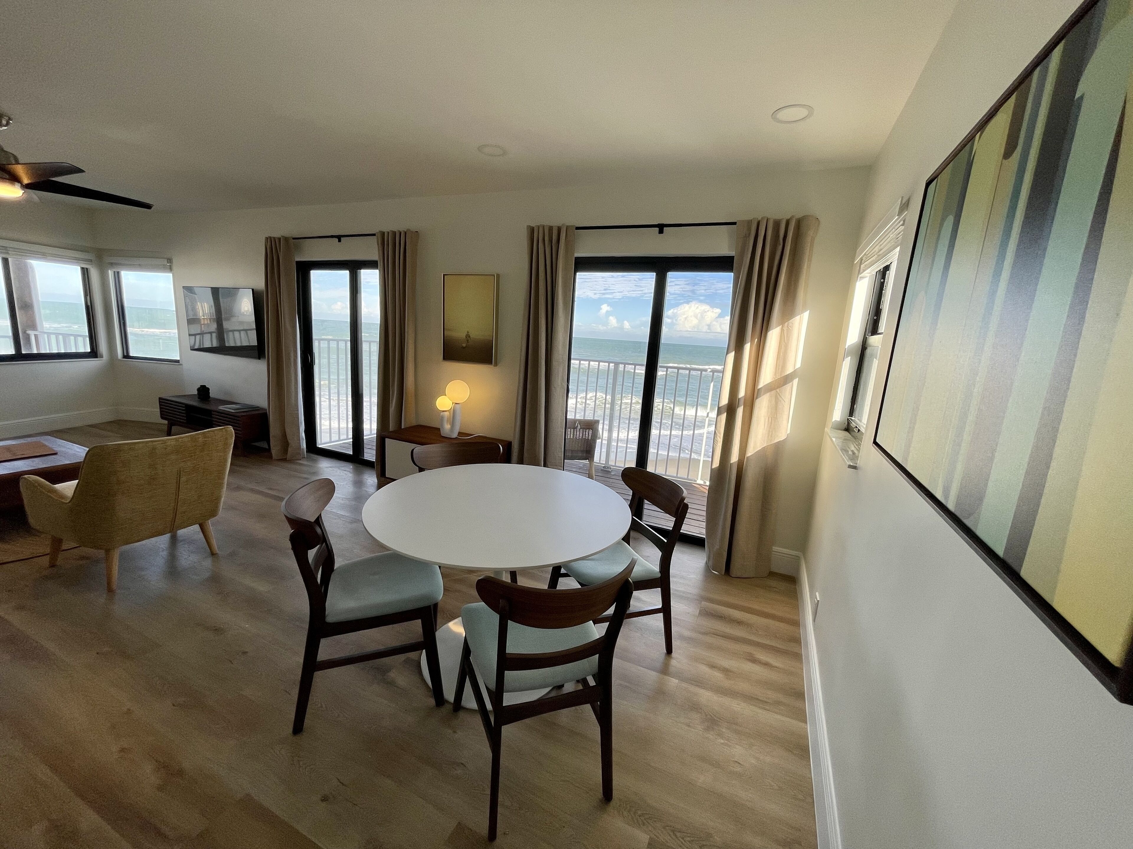 35-inch flat-screen tv with cable channels, tv