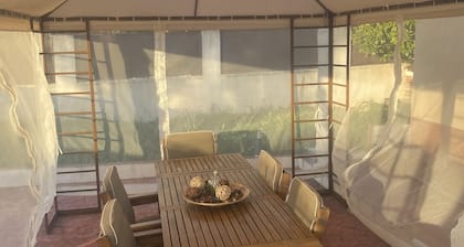 HabitaciĂłn en Chalet con Piscina