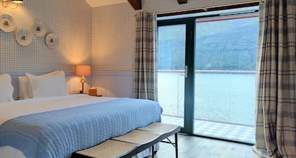 Black Sheep Hotels Cabins - Pebble Shore