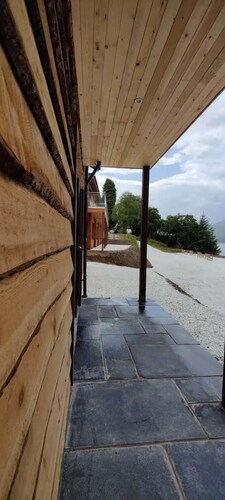 Black Sheep Hotels Cabins - Heather and Thistle