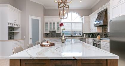 Plantation Acres Luxury Mansion