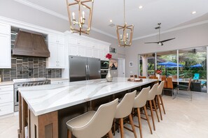 Luxury Villa, Multiple Bedrooms, Private Pool, Garden View | Private kitchen | Fridge, microwave, oven, stovetop - Plantation Acres Luxury Mansion (Plantation)