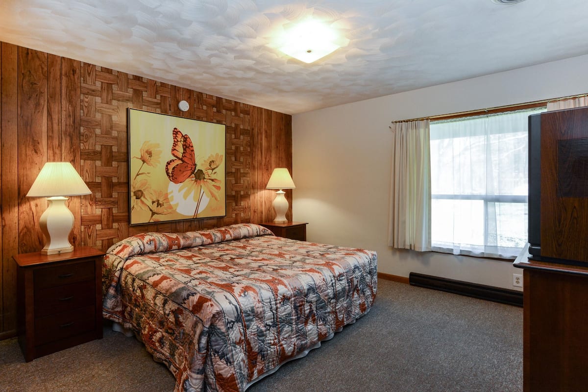 Apartamento (Osage 25 - Lakeside - Swim Deck - Ind) | 2 quartos, Wi-Fi de cortesia