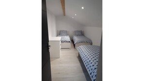 3 chambres, bureau, fer et planche à repasser, Wi-Fi gratuit