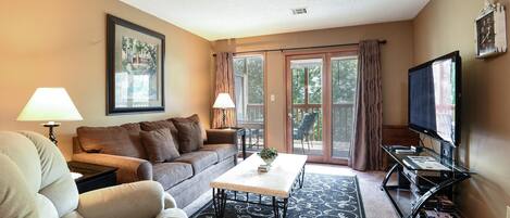 Condo (Notch #8 - POOLS - Great Balcony - Tr) | Sala de estar
