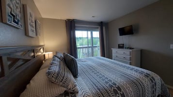 Condo (Placid Place - Walk to Marina - FISHI) | 2 phòng ngủ, truy cập Internet không dây miễn phí