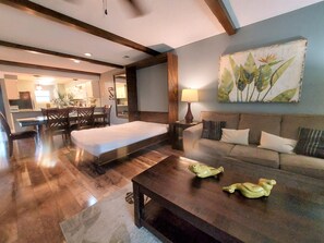 Condo (Solace Space @ Foothills - CLOSE TO A) | 2 quartos, Wi-Fi de cortesia