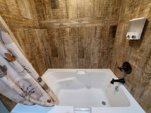 Condo (Solace Space @ Foothills - CLOSE TO A) | Bathroom