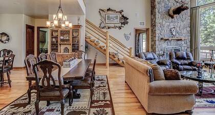 The EXECUTIVE LEVEL retreat for families and outdoor lovers in Happy Jack, AZ!