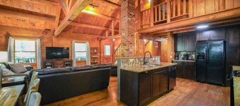 Modern 4 bd Log Cabin in Afton on 151 Brew/Wine Trail/Hike/Ski