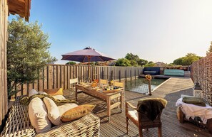 Outdoor dining - Authentique Cabane au Bord du Bassin (La Teste-de-Buch)