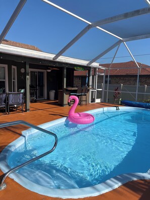 Piscine extérieure, piscine chauffée