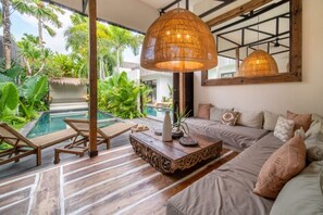 Pool - YOGI SURF 2 (Kuta Utara)