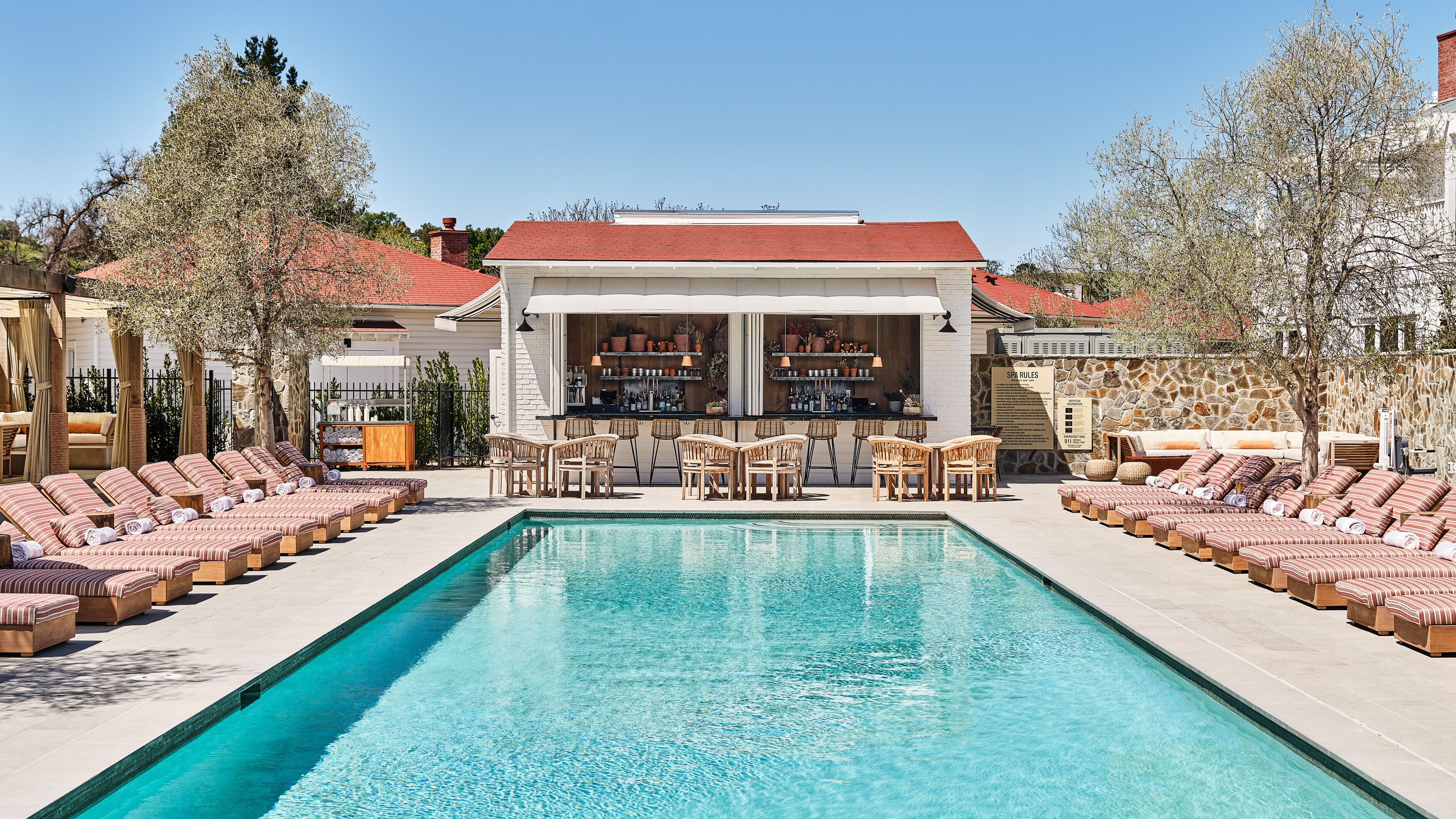 Outdoor pool, pool cabanas (surcharge), pool umbrellas