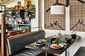 Daily cooked-to-order breakfast for a fee