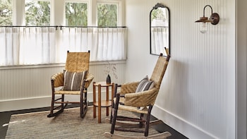 Cottage (Historic Cypress) | Egyptian cotton sheets, premium bedding, minibar, in-room safe at The Inn at Matteis Tavern, Auberge Collection