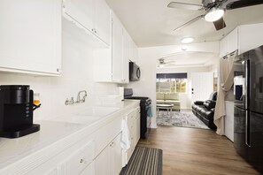 Private kitchen - Sunny Vistas Condo with Jacuzzi! (Chula Vista)