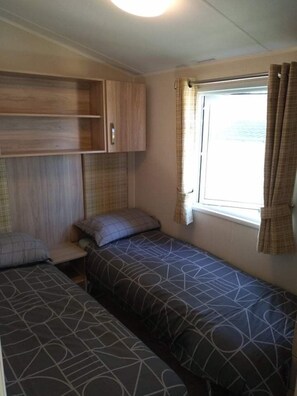 3 bedrooms, WiFi, bed sheets