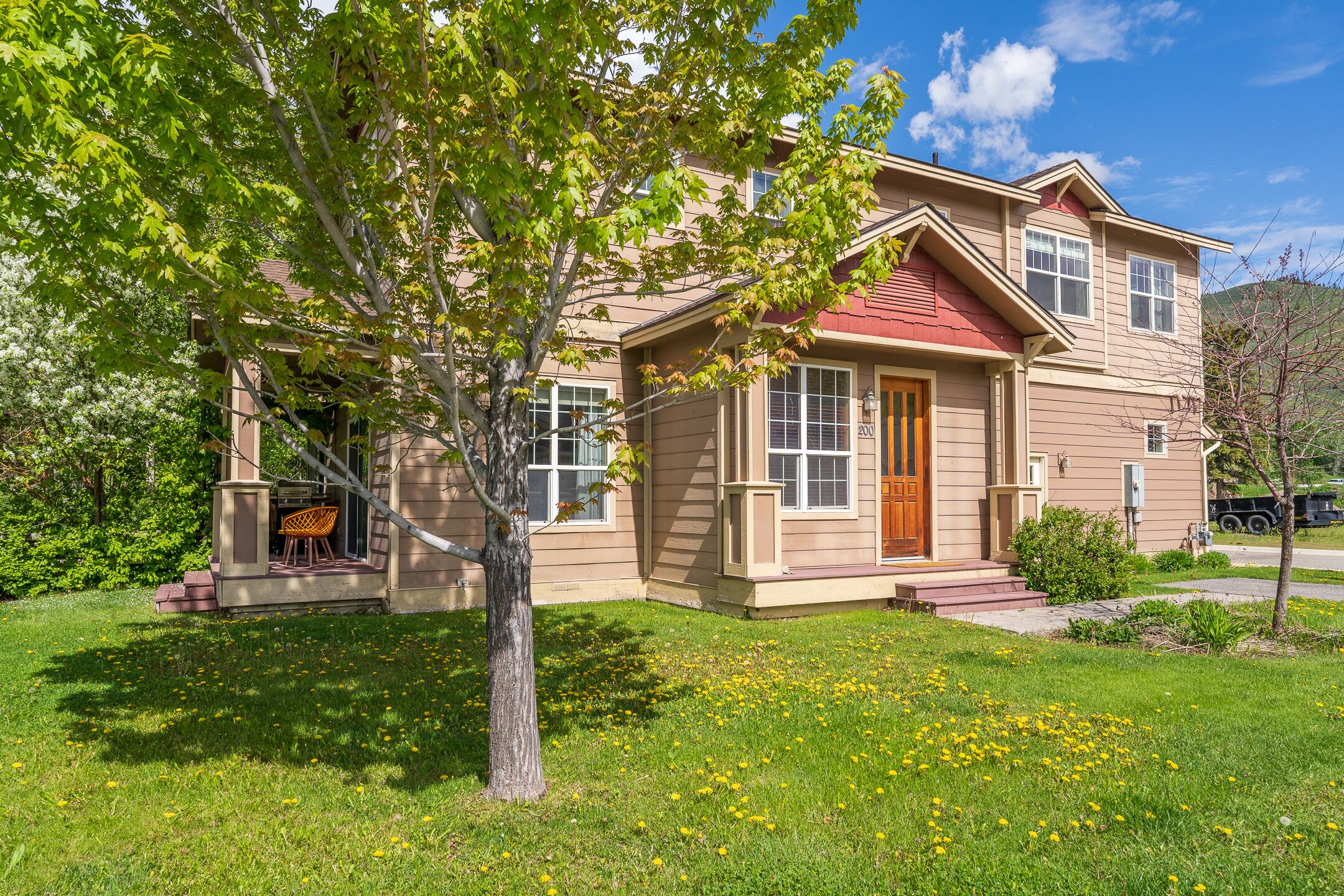 Luxury Townhome-Steps From a Mt. Rides Bus Stop