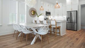 Dining - Beach Side Home, Steps from the Sand. Ocean Edge 06 | Aquamarine by Kaiser Vacation Rentals (Orange Beach)