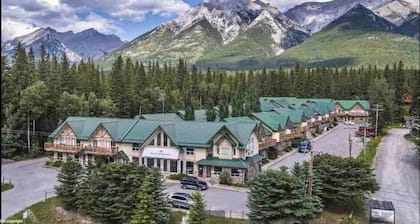 Promotion ongoing!❤Family Fun Private Banff Close EntireThome❤