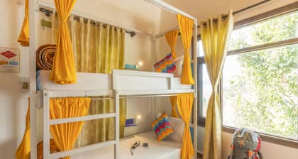 goSTOPS Mukteshwar - Hostel