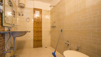 Shower, towels