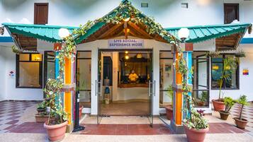 Bagian depan properti