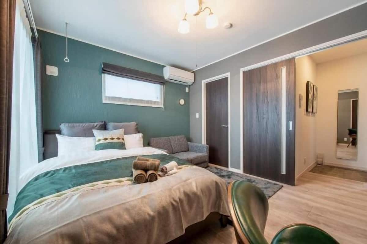 1 habitación, tabla de planchar con plancha y wifi gratis