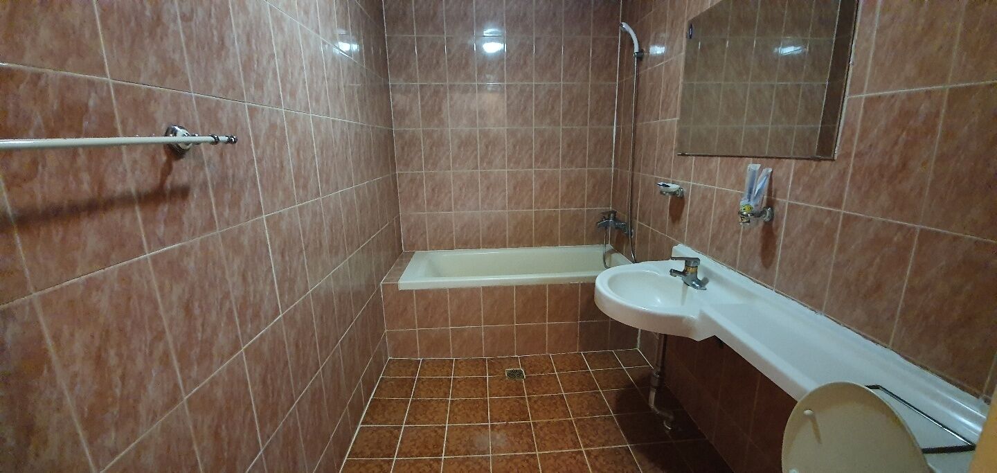 Standard Double | Bathroom | Combined shower/tub, hair dryer, towels, soap