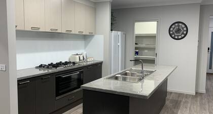 STONEHAVEN, perfect holiday accommodation for families. Close to GV Hospital