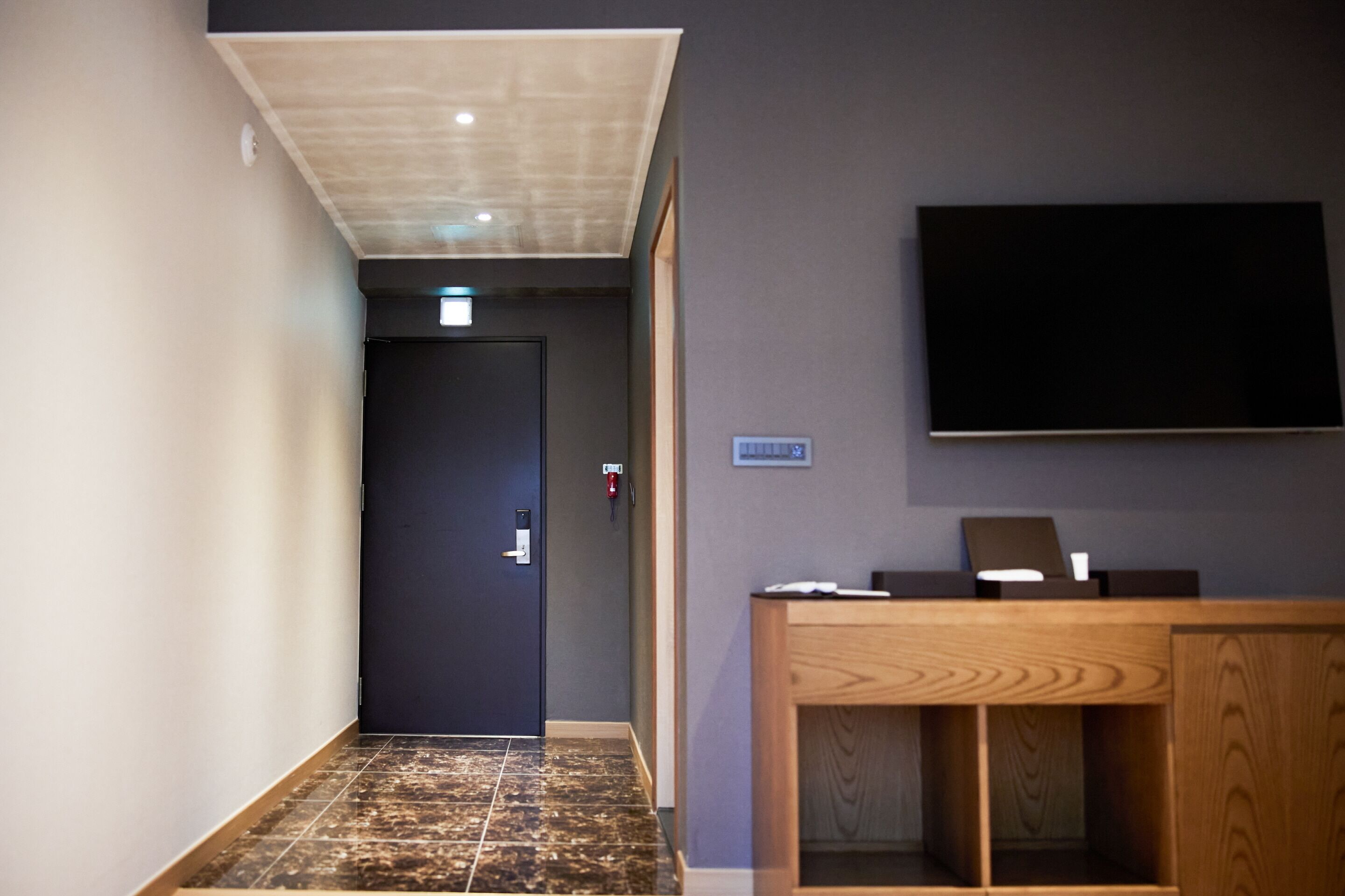 premium suite | bathroom shower