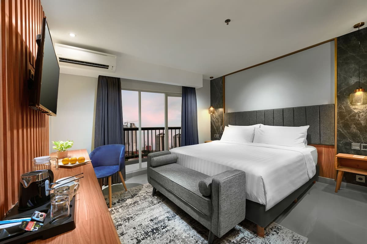 1 slaapkamer, een minibar, een kluis op de kamer, een bureau
