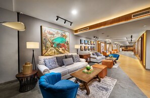 Lobby - Aston Inn Jemursari Surabaya (Surabaya)