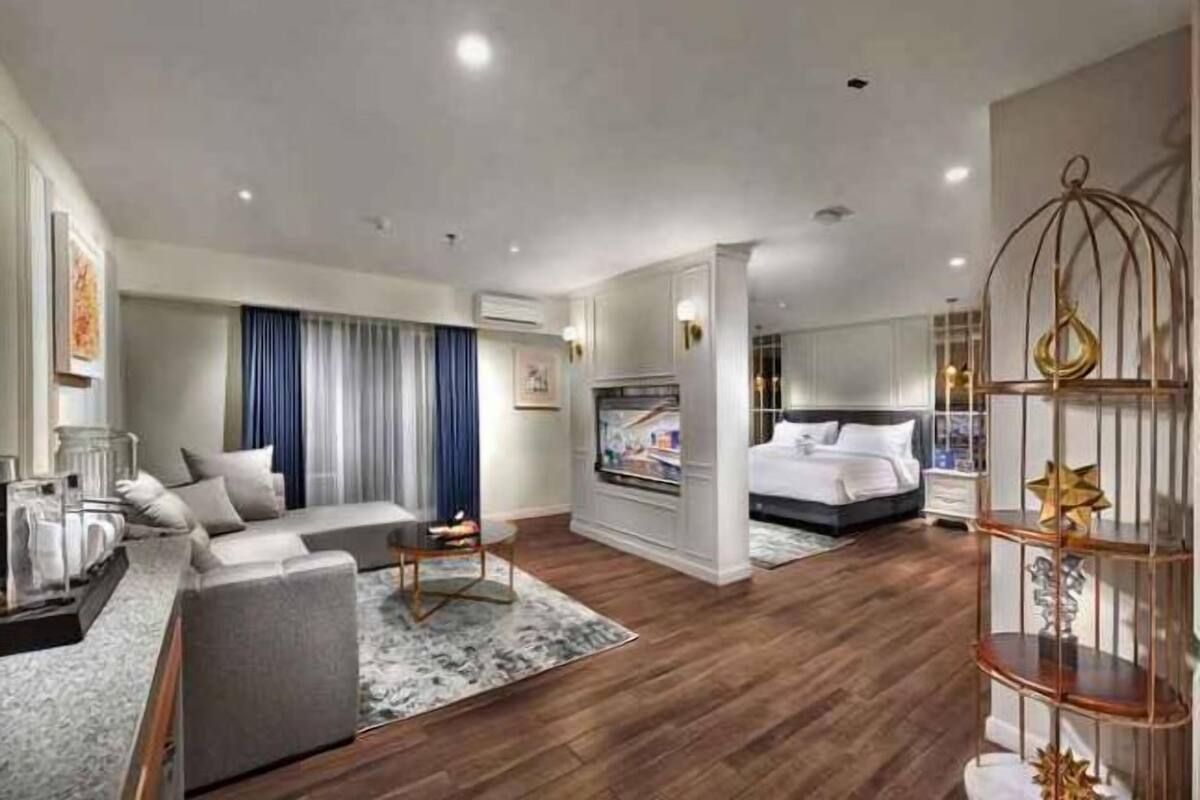 1 bedroom, minibar, in-room safe, desk