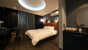Decoración personalizada, muebles diferentes y wifi gratis
